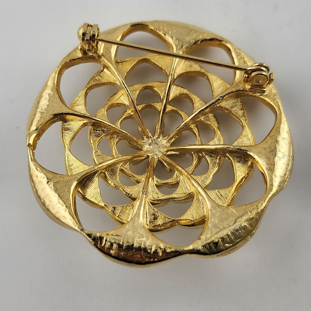 Vintage‎ Gold Tone Brooch Abstract Flower